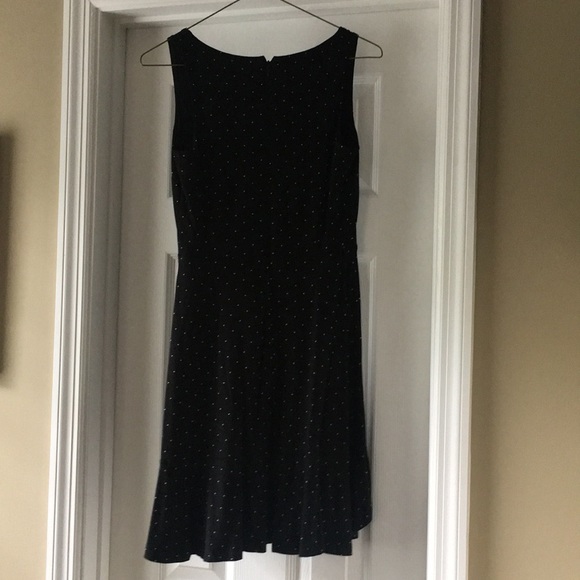 NWT LOFT V-Neck Polka Dot Flutter Hem Dress 00P - Picture 3 of 6